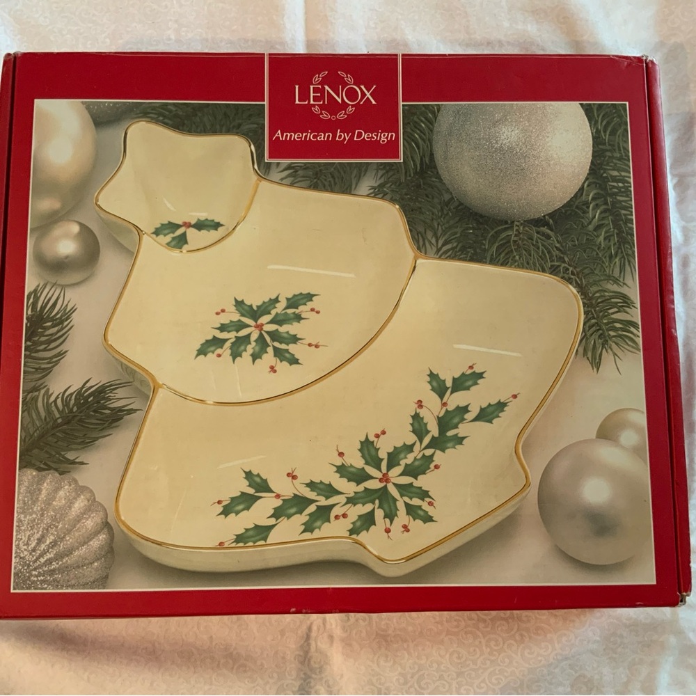 New In Box Lenox Holiday Christmas Tree 11” Divided Candy Relish Server Dish